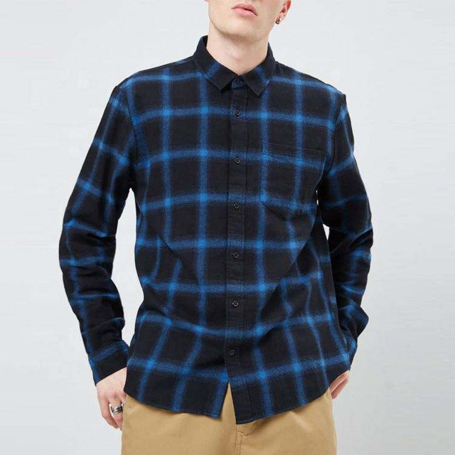 OEM Manufacturer Men Fashion Casual Black And Blue Long Sleeve Button Down Plaid Flannel Shirt