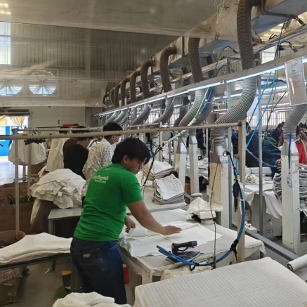 5 Common Pitfalls To Avoid When Selecting An Apparel Manufacturer for Your Clothing Line