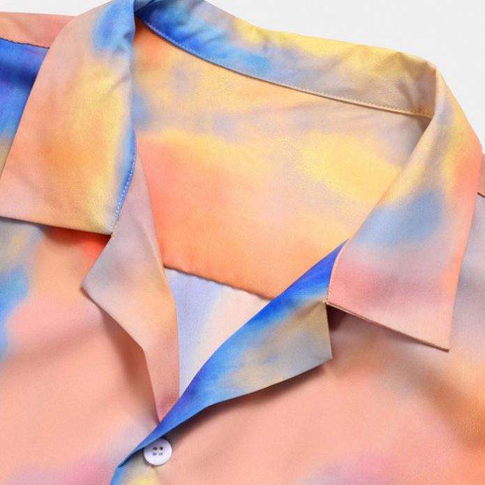 OEM výrobca Letné ležérne košele s kravatou Dye Print Pánska polyesterová košeľa s krátkym rukávom