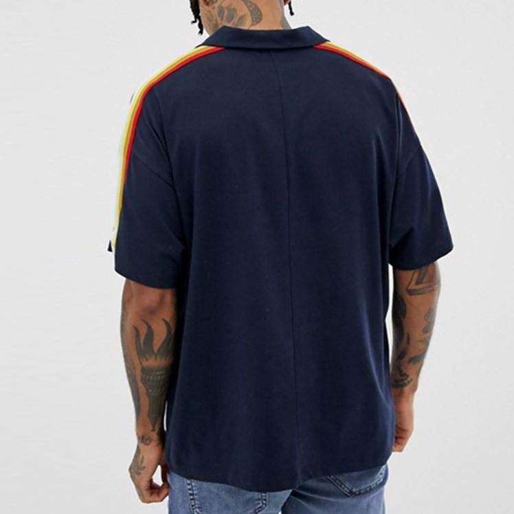 Zakázkový potisk trička Oversized Revere Polo tričko s lepicí páskou