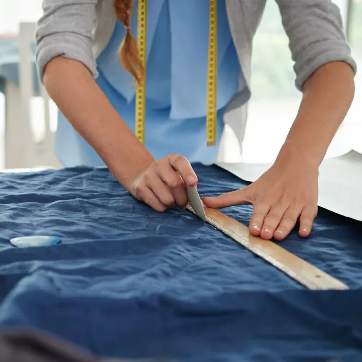 From Concept To Creation: What To Expect When Partnering with A Clothing Manufacturer