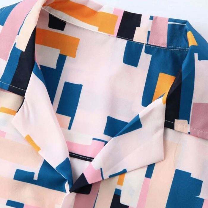 OEM производител Фабрика Персонализирана търговия на едро Мъжко облекло Летни мъжки ризи с къс ръкав Allover Geo Printed