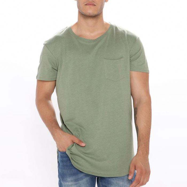Fabricantes Camisetas al por mayor de manga corta Cuerpo de cuello para hombres liso curva de dobladillo