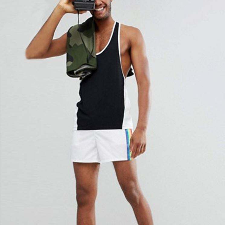 Hersteller kundenspezifische Herren-Badebekleidung, Polyester-Shorts mit Regenbogen-Seitenband