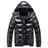 Oem výrobca Zimný vonkajší polstrovaný kabát Čierny lesklý Custom Men Hrubá prešívaná bublinková bunda