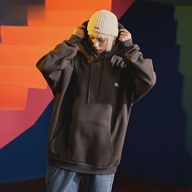 100% pamut férfi egyedi logós pulóver Uniszex betűnyomtatással 3D dombornyomott kapucnis pulóver
