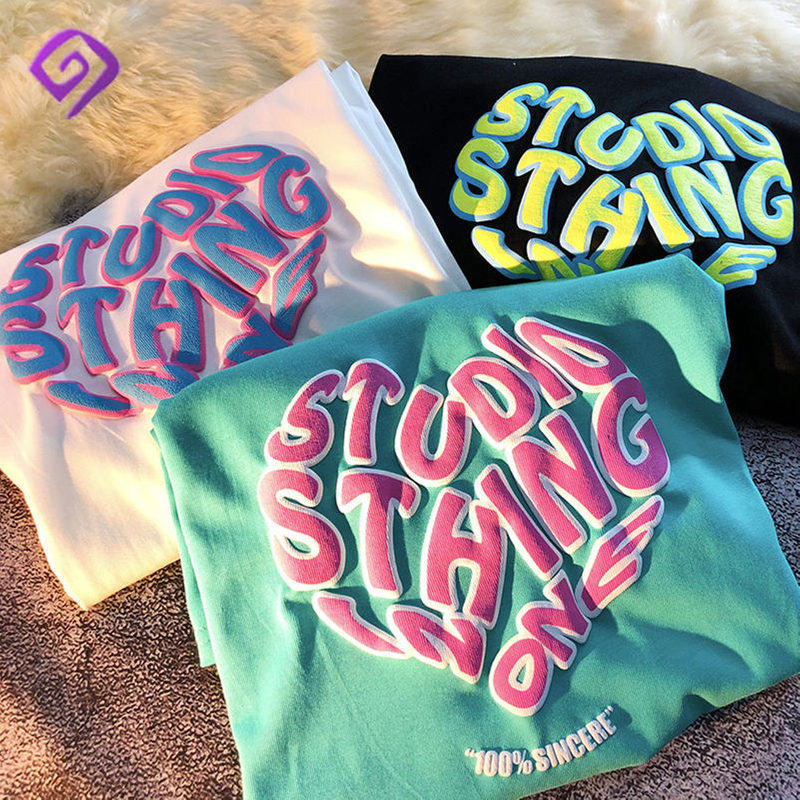 ผู้ผลิต OEM คุณภาพสูง 100% โลโก้ Custom Custom Tshirt ขนาดใหญ่เสื้อยืดพิมพ์พัฟ 3 มิติ
