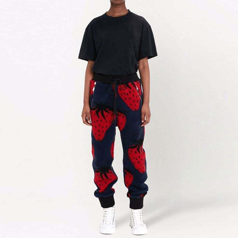 OEM Manufacturer Custom Men Casual Pants Elastic Waist Drawstring Ribbed Cuffs Black Strawberry Print Fleece Sweatpants