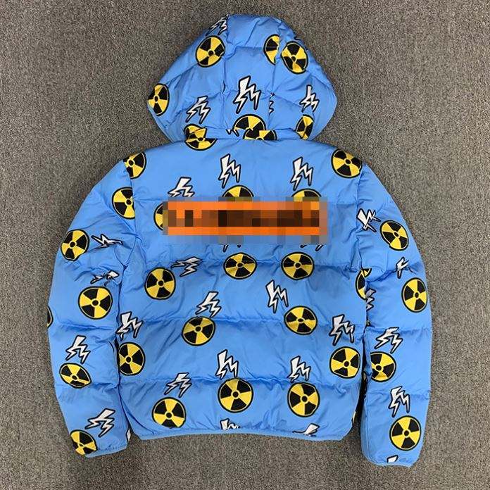 Jaquetas grossas de inverno estampadas em toda parte personalizadas, jaquetas acolchoadas masculinas com capuz e zíper